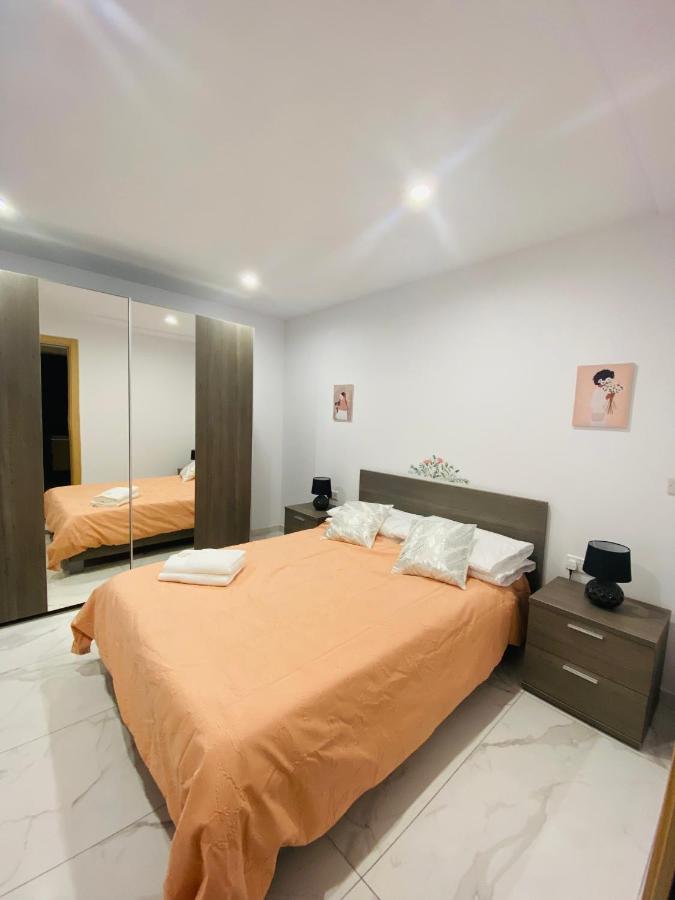 Spacious Deluxe Seaside Escape St. Paul's Bay Dış mekan fotoğraf